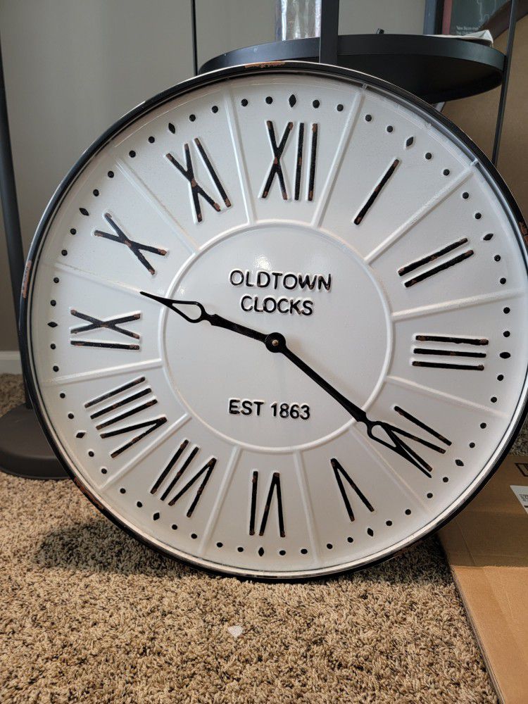 Farmhouse Style Clock