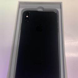iPhone Xsmax 64GB Unlocked Excellent Condition 