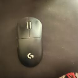 Logitech G PRO X SUPERLIGHT Wireless Gaming Mouse, Ultra-Lightweight, HERO 25K Sensor, 25,600 DPI, 5