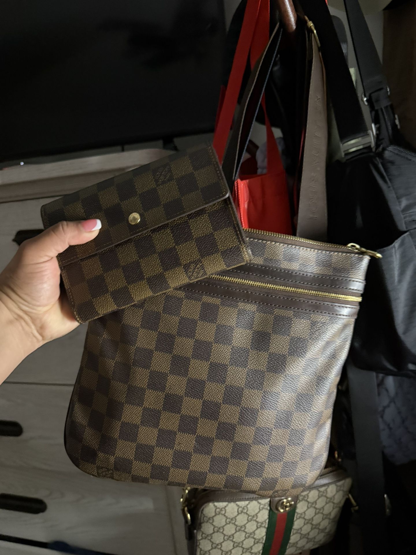 Authentic Gucci And LV sets Pre Loved Great Condition