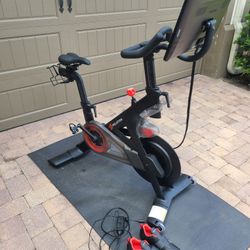 Peloton with accessories 