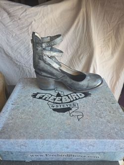 Women shoes