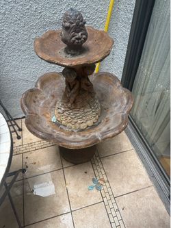 Outdoor water fountain