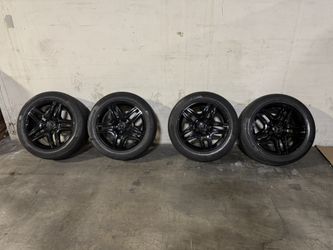Mercedes-Benz AMG 275/50ZR20 Set If 4 Wheels