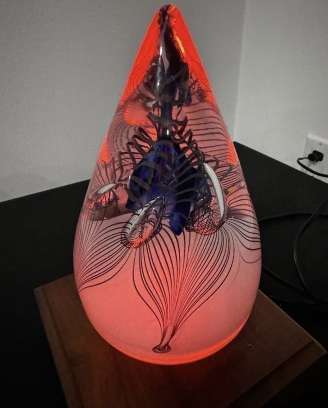 Vintage Signed Adam Jablonski Lead Crystal Paperweight Poland lights up teardrop