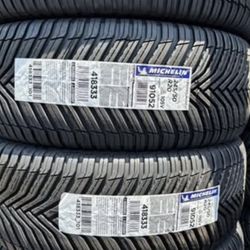 20” MICHELIN CrossClimate Tires
Size 245/50/R20 ….NEW