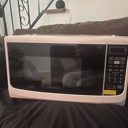 Brand New Microwave In Box
