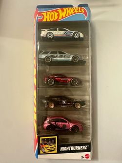 Hot Wheels 5-Pack NightBurnerz, Set of 5  Night Driving Themed Cars
