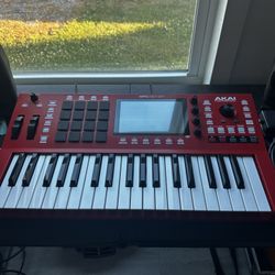 MPC KEYS 37