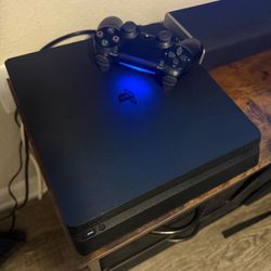 Sony PS4 Slim console