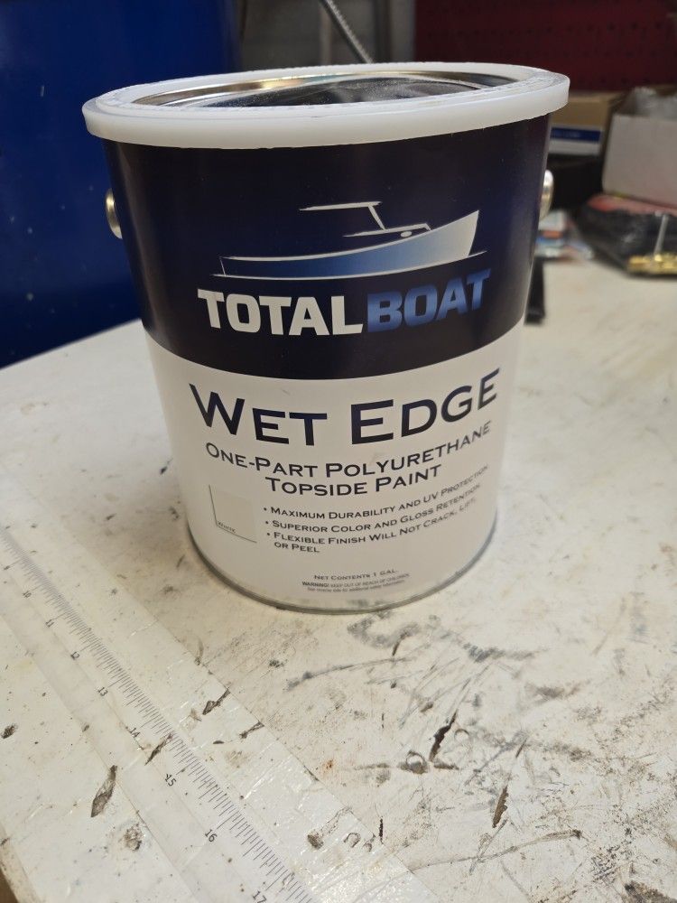 Total Boat Wet Edge Topside Boat Paint