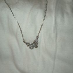 Sterling Silver Butter Fly Pendant 