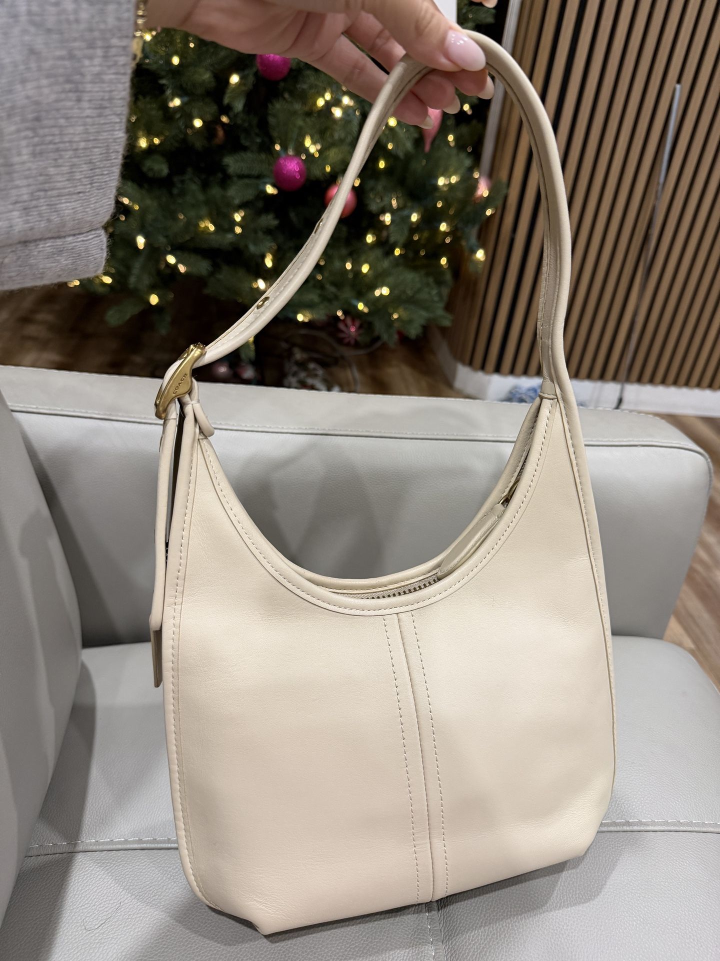 Coach Women’s Shoulder Bag