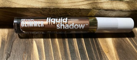 Brand new Revlon ColorStay glimmer liquid eye shadow