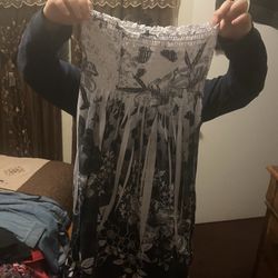 Woman’s Dress
