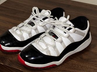 Jordan 11 retro low