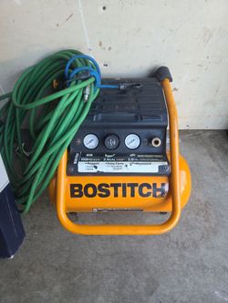 Bostitch 2.5 Gallon 150 PSI Air Compressor