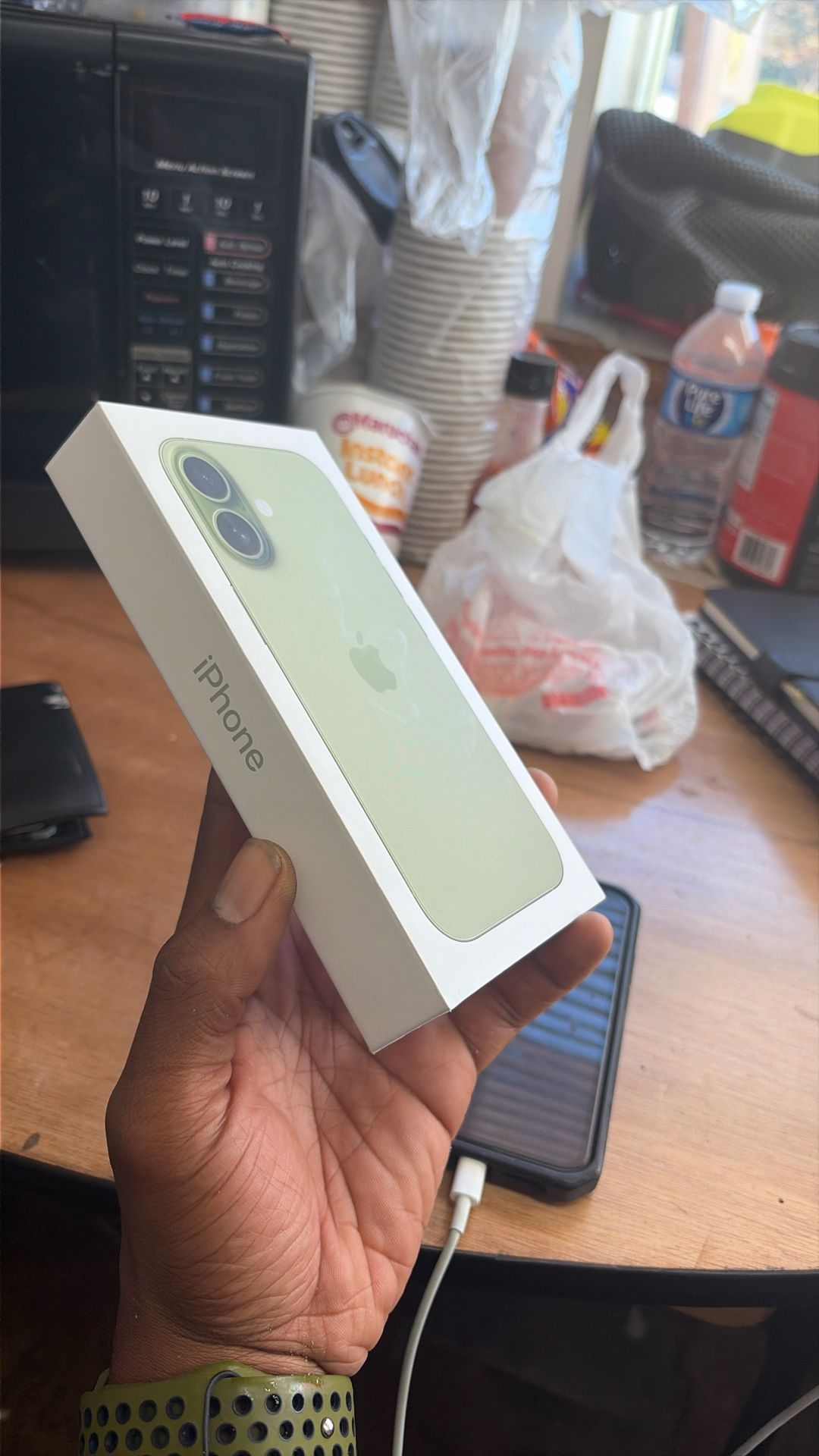 iPhone 17 In Box 