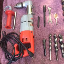 Milwaukee Right Angle Drill And Bits