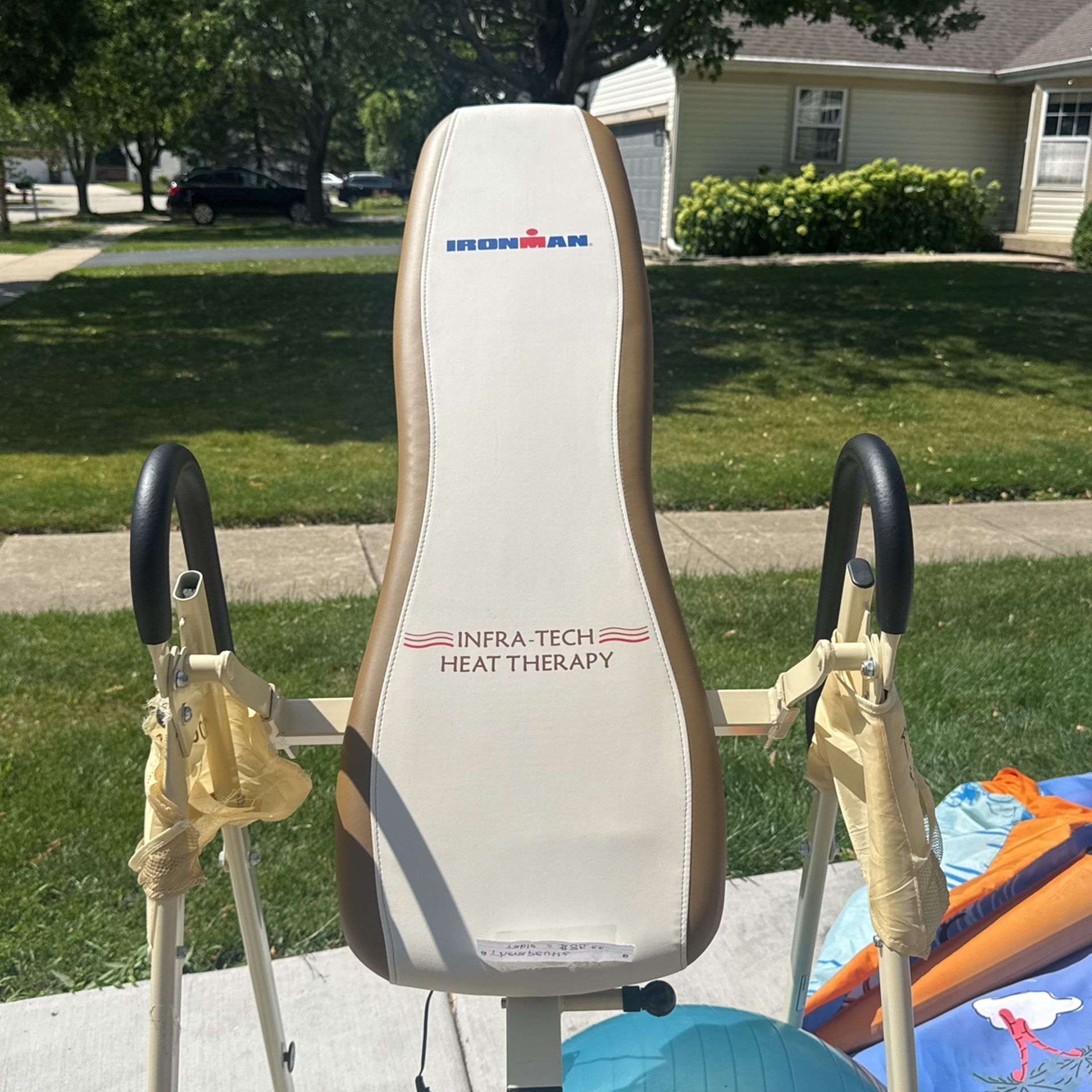 Therapeutic inverter table Ironman Heated