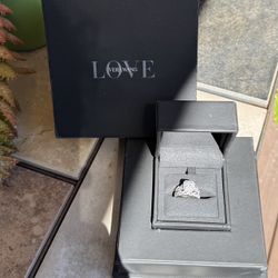 Zales Gorgeous Glitter Vera Wang Infinity 3 Karat White Gold Wedding Ring & Band 1 Karat