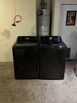 Set Samsung washer machine and gas dryer everything works we deliver