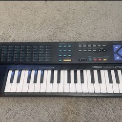 Yamaha PortaSound PSS-140 Electronic Keyboard 37-Key Vintage 80s