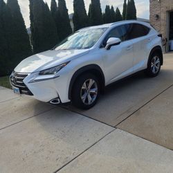 2017 Lexus NX 200t