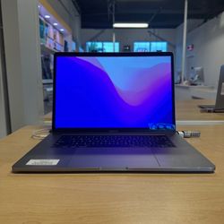  💻 15" MacBook Pro | 2.7GHz i7 Quad-Core (T-L16) | 16GB / 512GB ⚙️