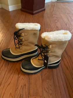 Sorel Women’s Caribou Boots