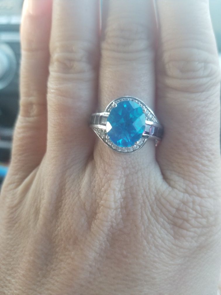Really pretty sterling gem ring
