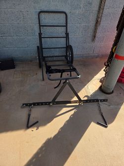 Game cart and game hanger
