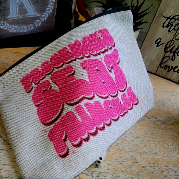 Princess Passenger Graphic Pouch