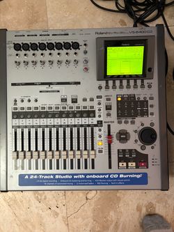 Roland VS-2400 mixer/recorder