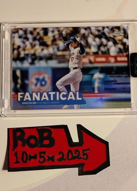 Shohei Ohtani SSP "Fanatical" 2025 Topps Chrome Baseball