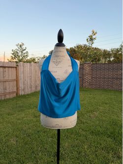 Top Chic Halter Top