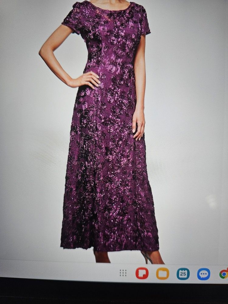 Brand New Women Dres Size 10 Long Rosette Lace Cap Sleeve Gown (Alex Evening)