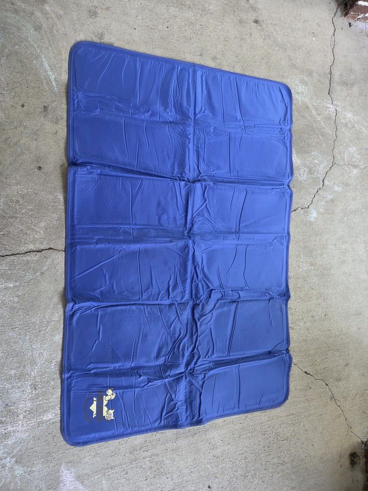 Arf Pets Self-Cooling Solid Gel Dog Crate Mat, 35 x 55 in