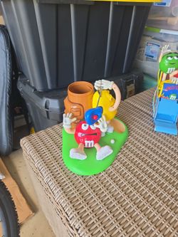 M&M's Golf Candy Dispenser