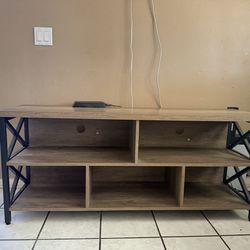 Tv table