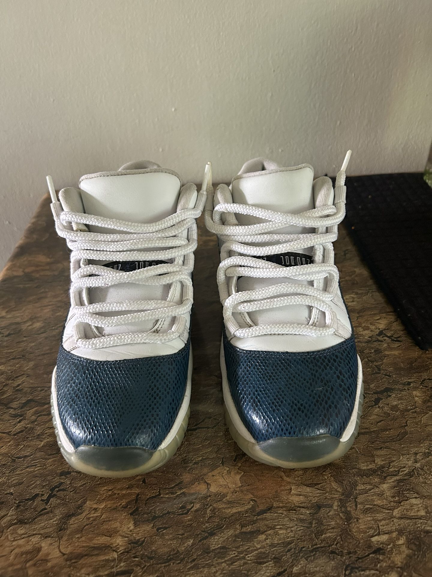 Air Jordan 11 Retro Low ‘Navy Snakeskin’ 2019 Size 7 Men’s