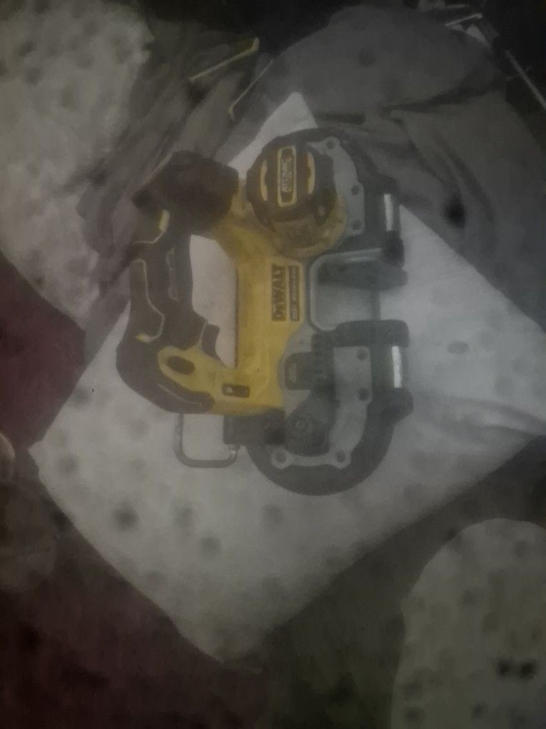Band Saw Dewalt