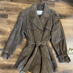 Brand New Womans Vintage Excelled brand Brown Leather Coat Up for Sale  