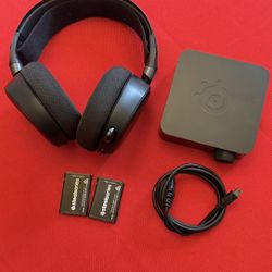 SteelSeries Arctis Pro Wireless Gaming Headset