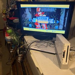 Wii Home Console With All Cords 