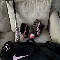 Easton 29 In  Bat With Bag, Gloves, And Softball