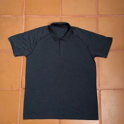 Black Lululemon polo shirt size is XL