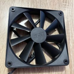 NZXT F120 RGB Core - 120mm Hub Mounted RGB Fan