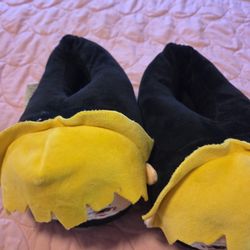 Zenitsu Agatsuma Demon Slayer slippers house shoes plush size 6 -7 women's 