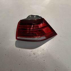 VW Golf Tail Light 2018, 2019, 2020, VW Golf Tailight, passenger side rear light, Brake Light 